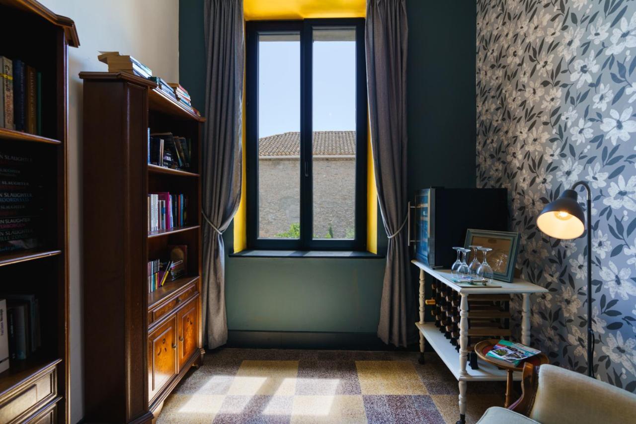 Logement Onze Chambres & Gites Raissac-d'Aude エクステリア 写真