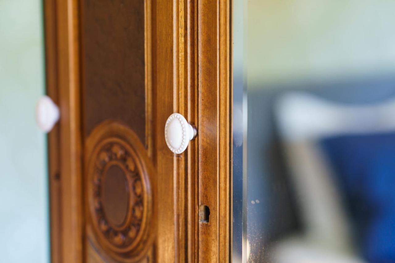 Logement Onze Chambres & Gites Raissac-d'Aude エクステリア 写真
